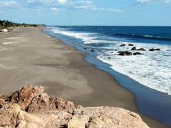 80 long beach in leon  nicaragua 800