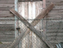 16  boarded up entrance on the island of bocas del toro in panama 800