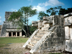 11 steps leading up to a maya temple in tulum.