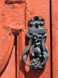 knocker